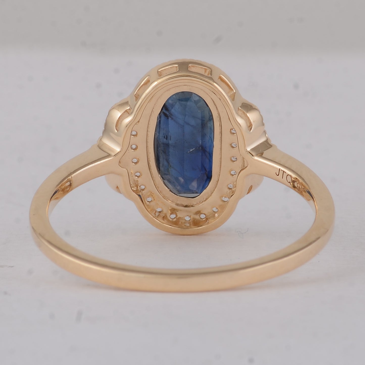 1.52 Ct Oval Sapphire 9K Gold Ring