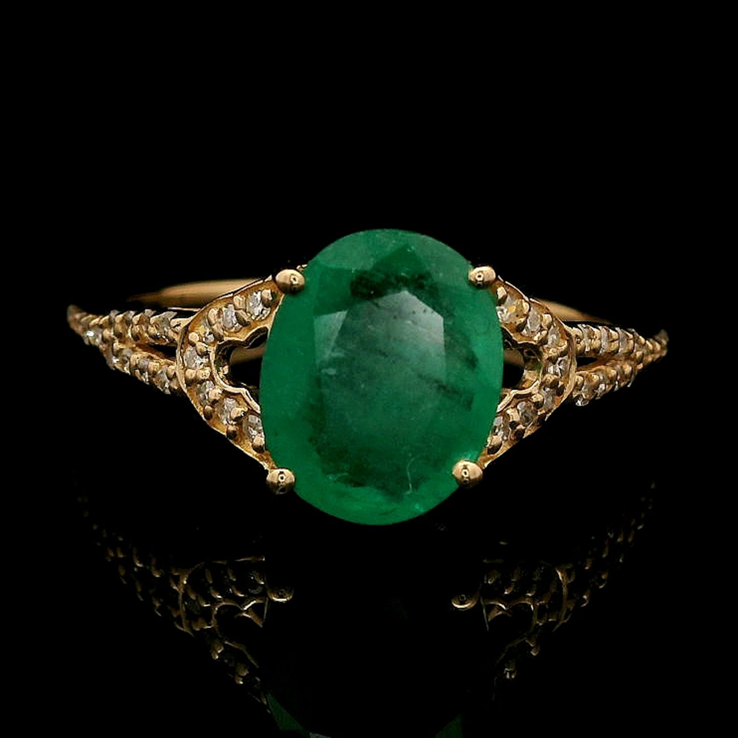 1.82 Ct Oval Mixed Cut Natural Emerald 14K Gold Ring