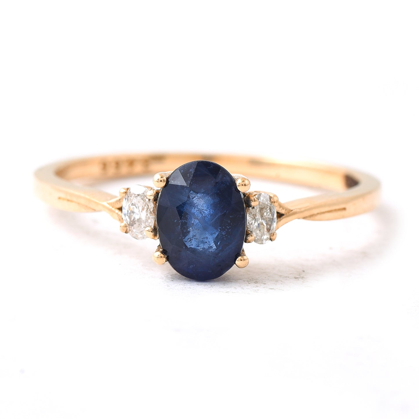 1.16 Ct Oval Sapphire 14K Gold Ring