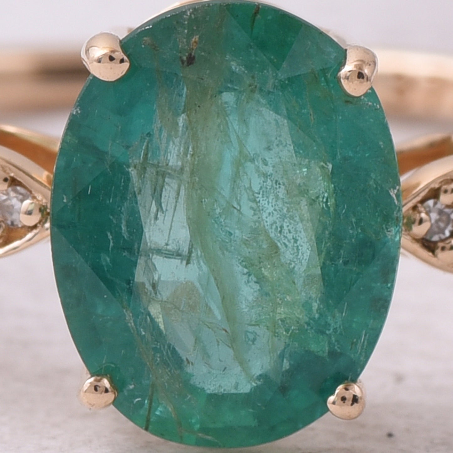1.59 Ct Oval Mixed Cut Natural Emerald 14K Gold Ring