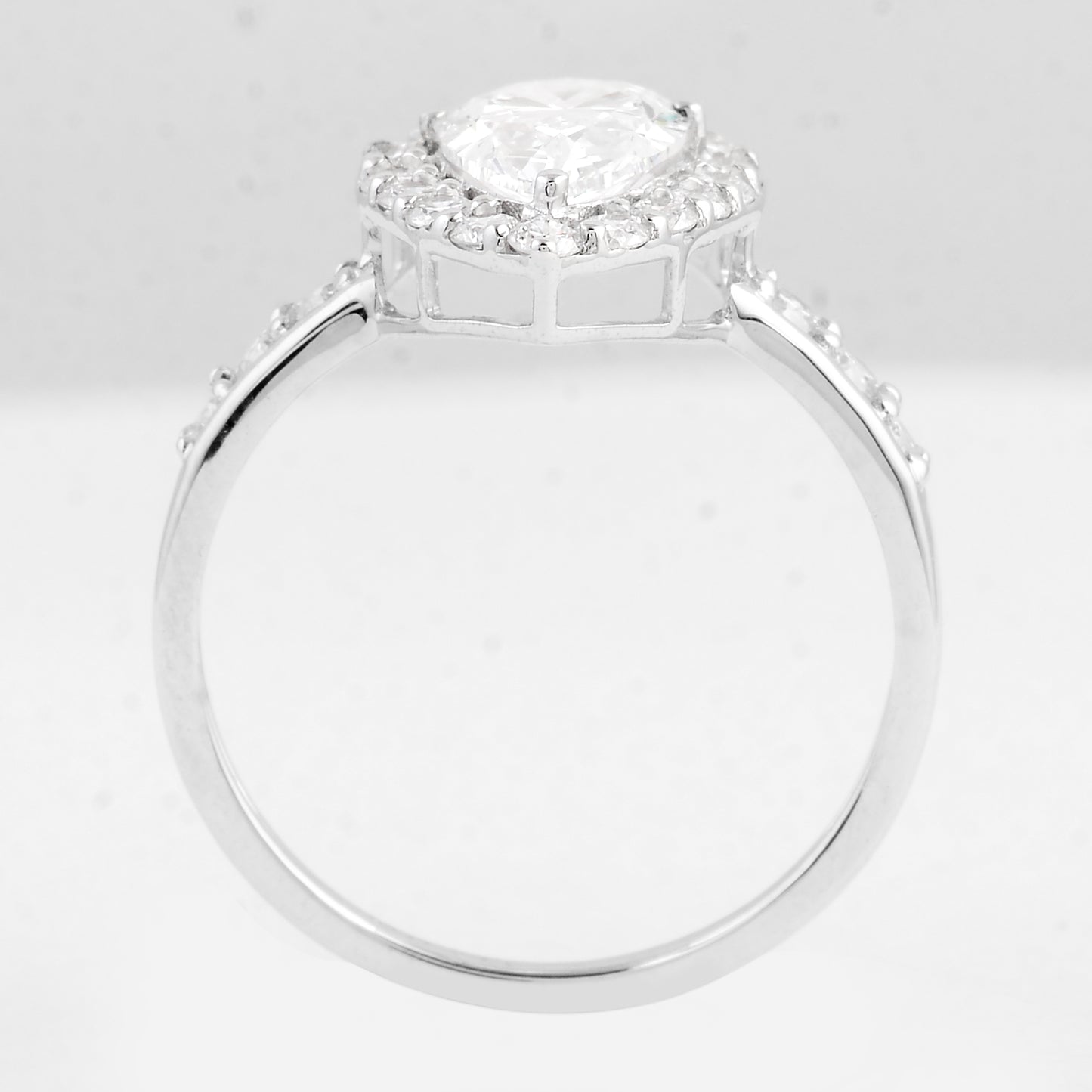 2.10 Carats Lab Grown Diamond 14K Gold Ring