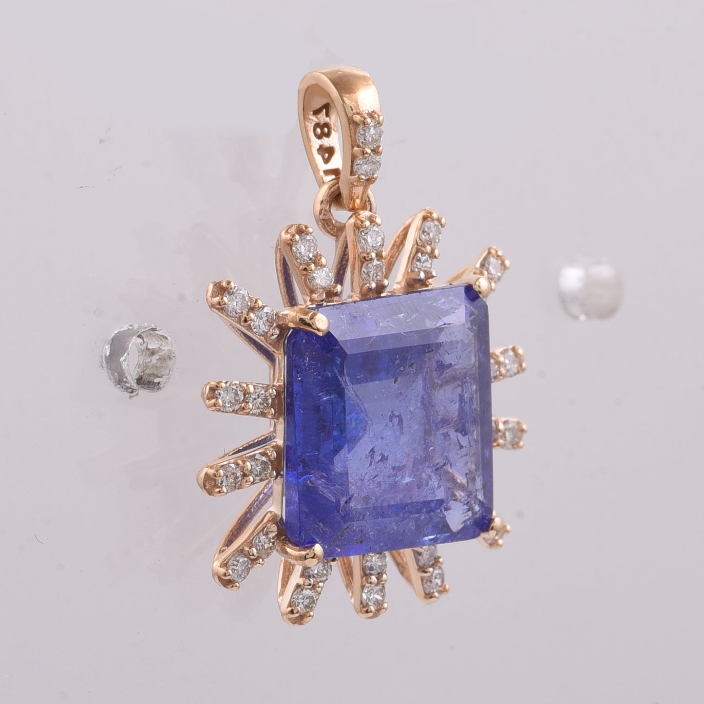 3.99 Ct Octagon Step Cut Natural Tanzanite 14K Gold Pendant