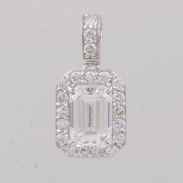 2.52 Carats Lab Grown Diamond 14K Gold Pendant