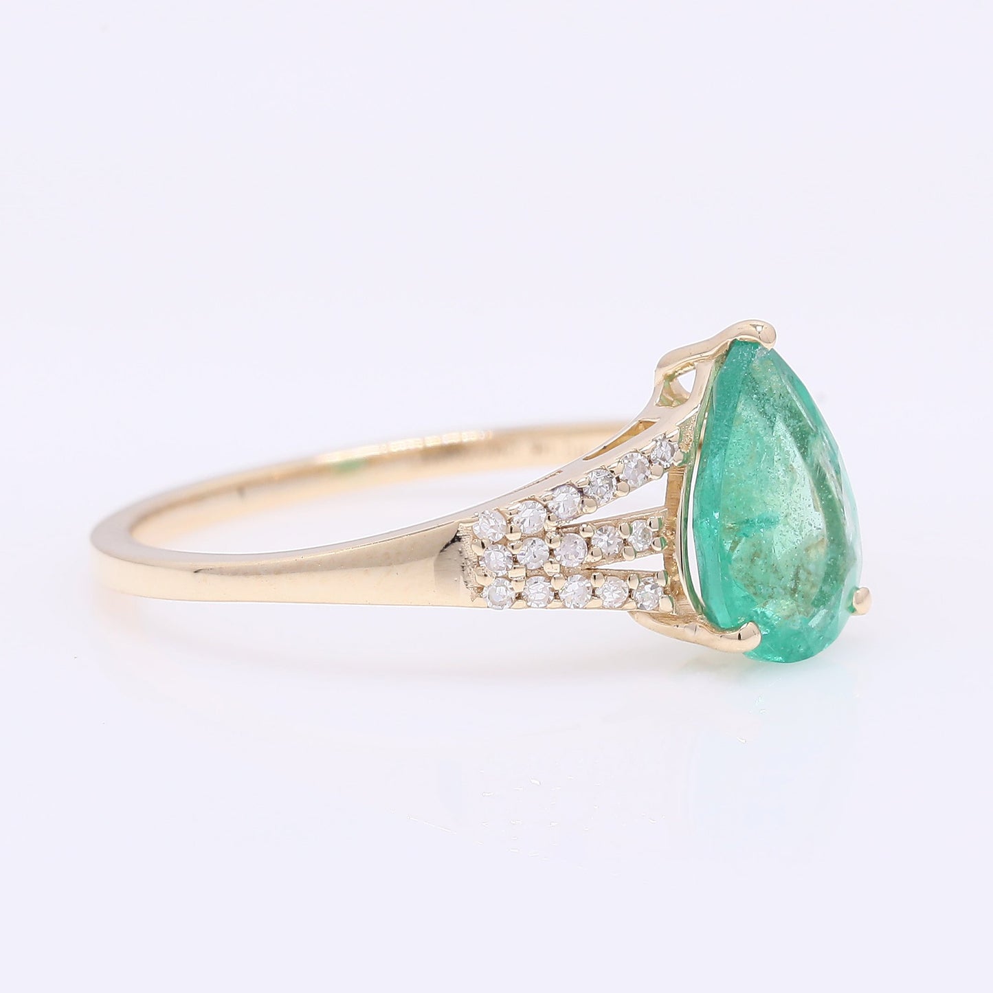 1.28 Ct Pear Mixed Cut Natural Emerald 14K Gold Ring