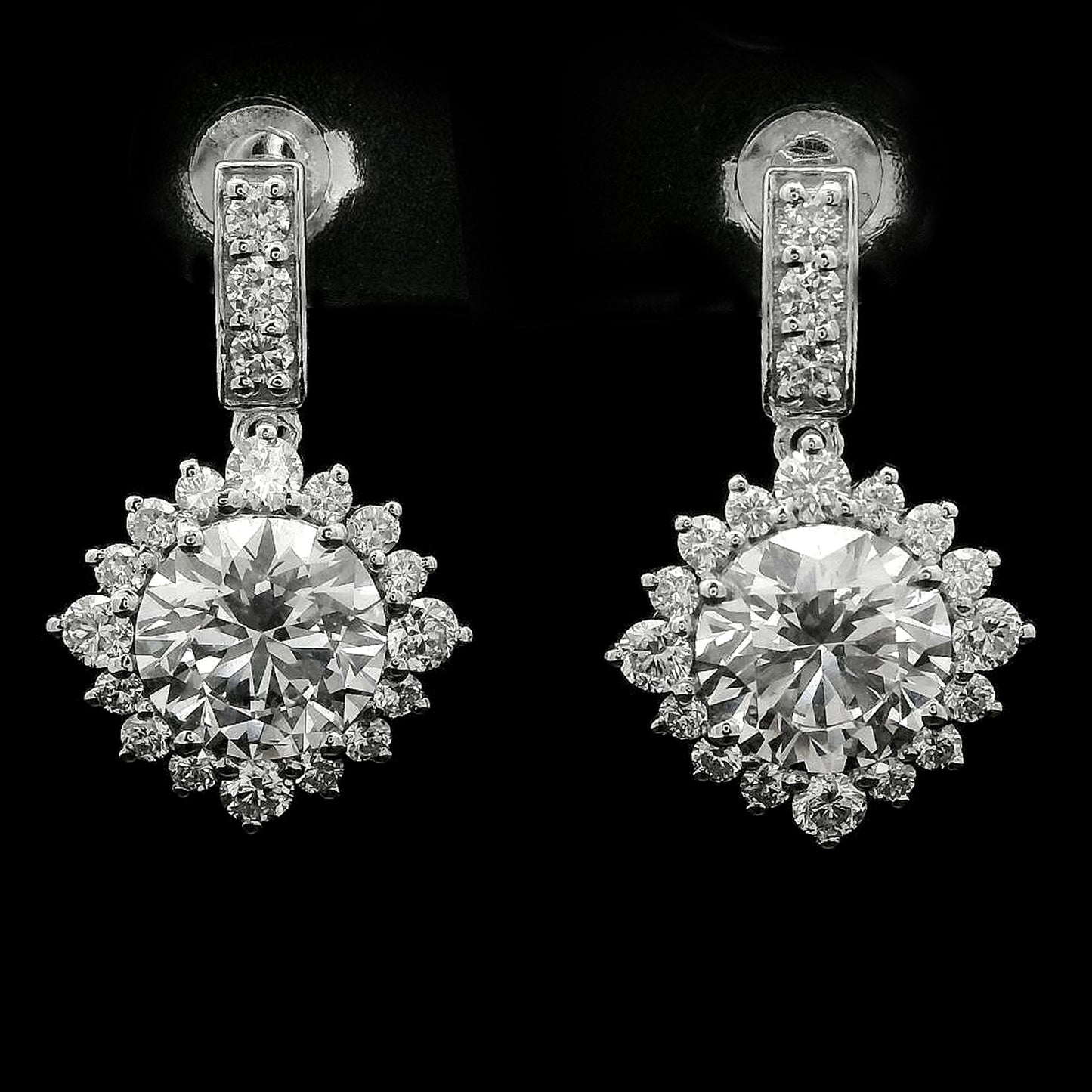 3.90 Carats Lab Grown Diamond 14K Gold Earrings
