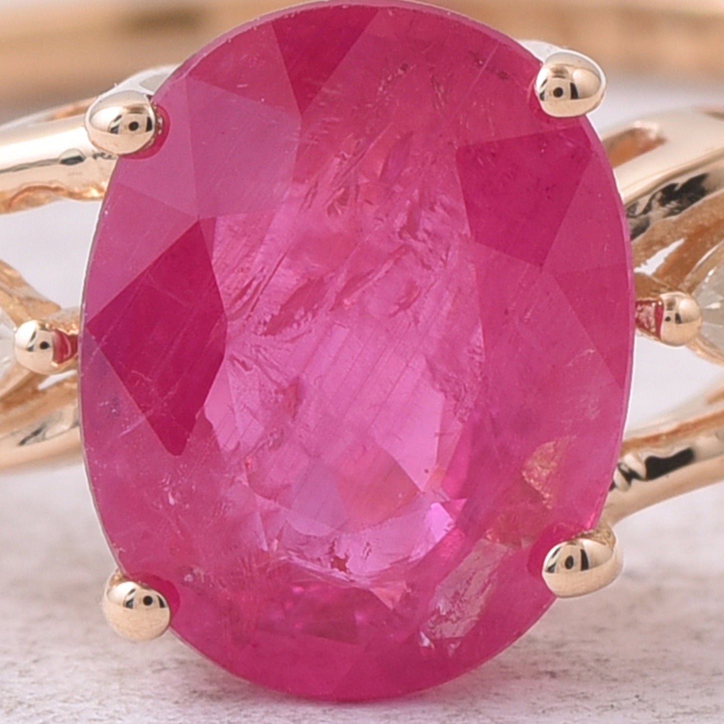 1.65 Ct Oval Natural Ruby 14K Gold Ring