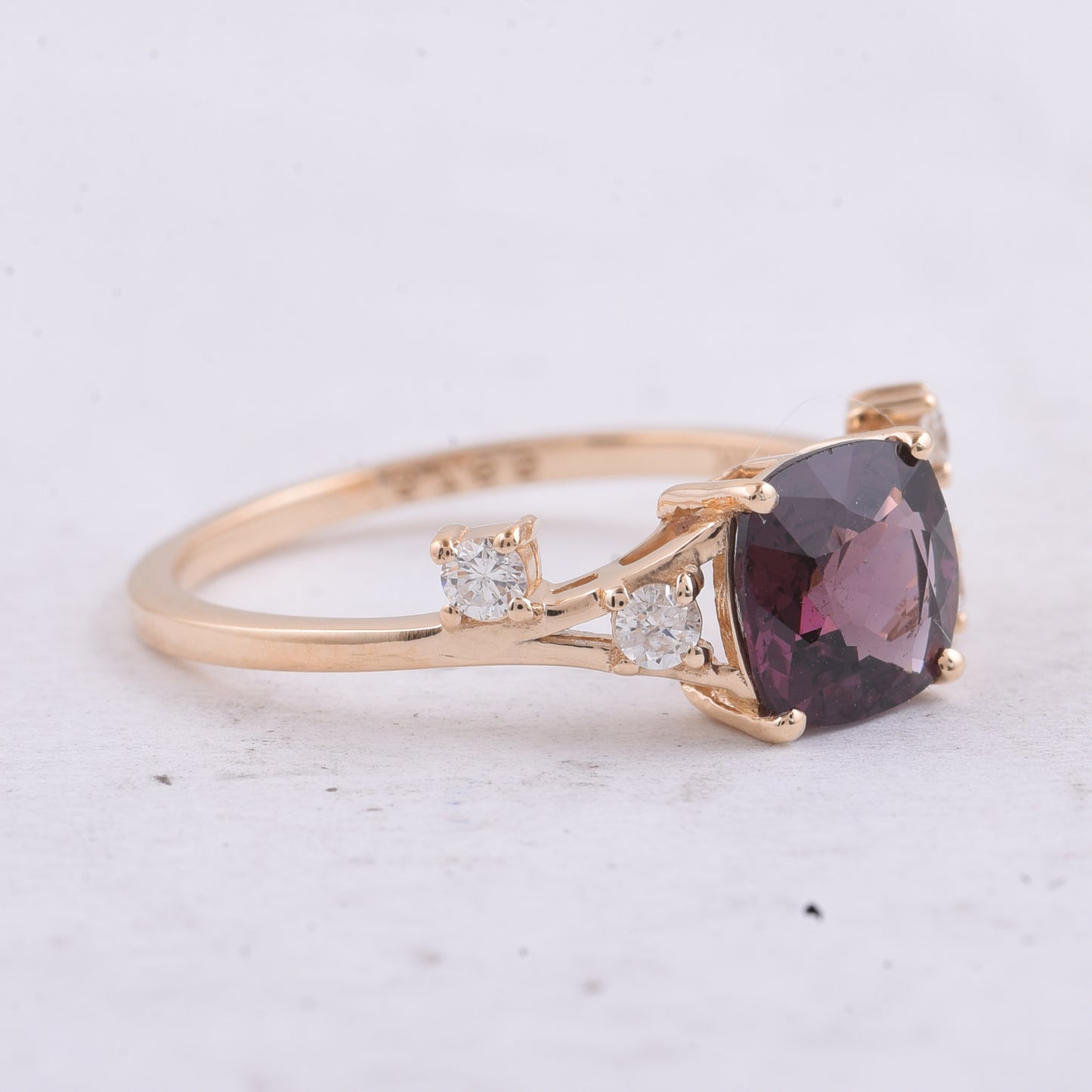 1.60 Ct Cushion Natural Spinel 14K Gold Ring