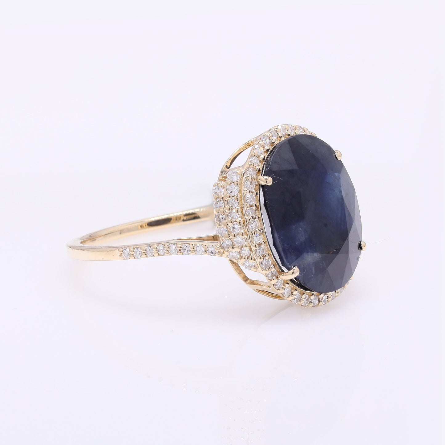 5.48 Ct Oval Mixed Cut Natural Corundum Sapphire 14K Gold Ring