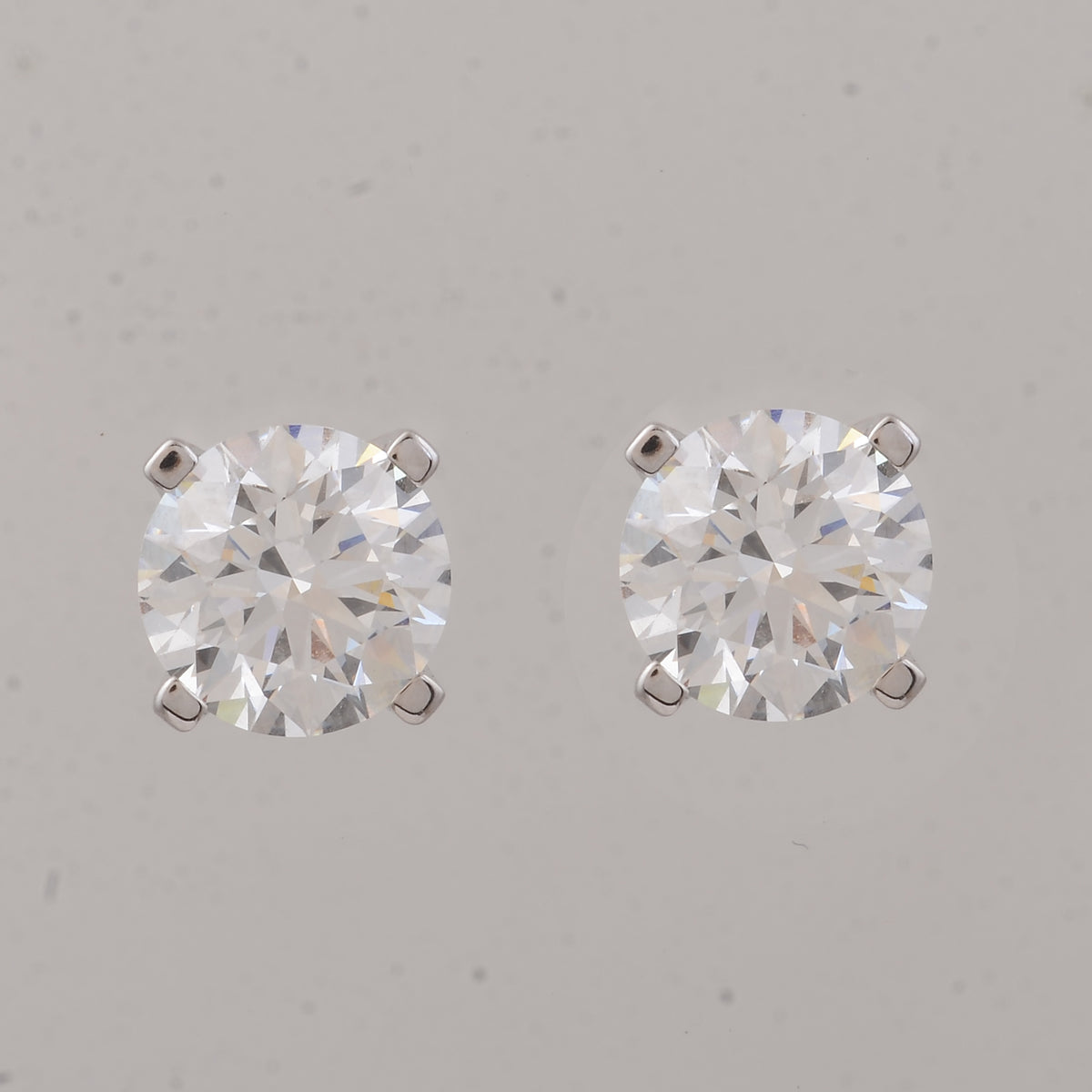 4.05 Carats Lab Grown Diamond 14K Gold Earrings