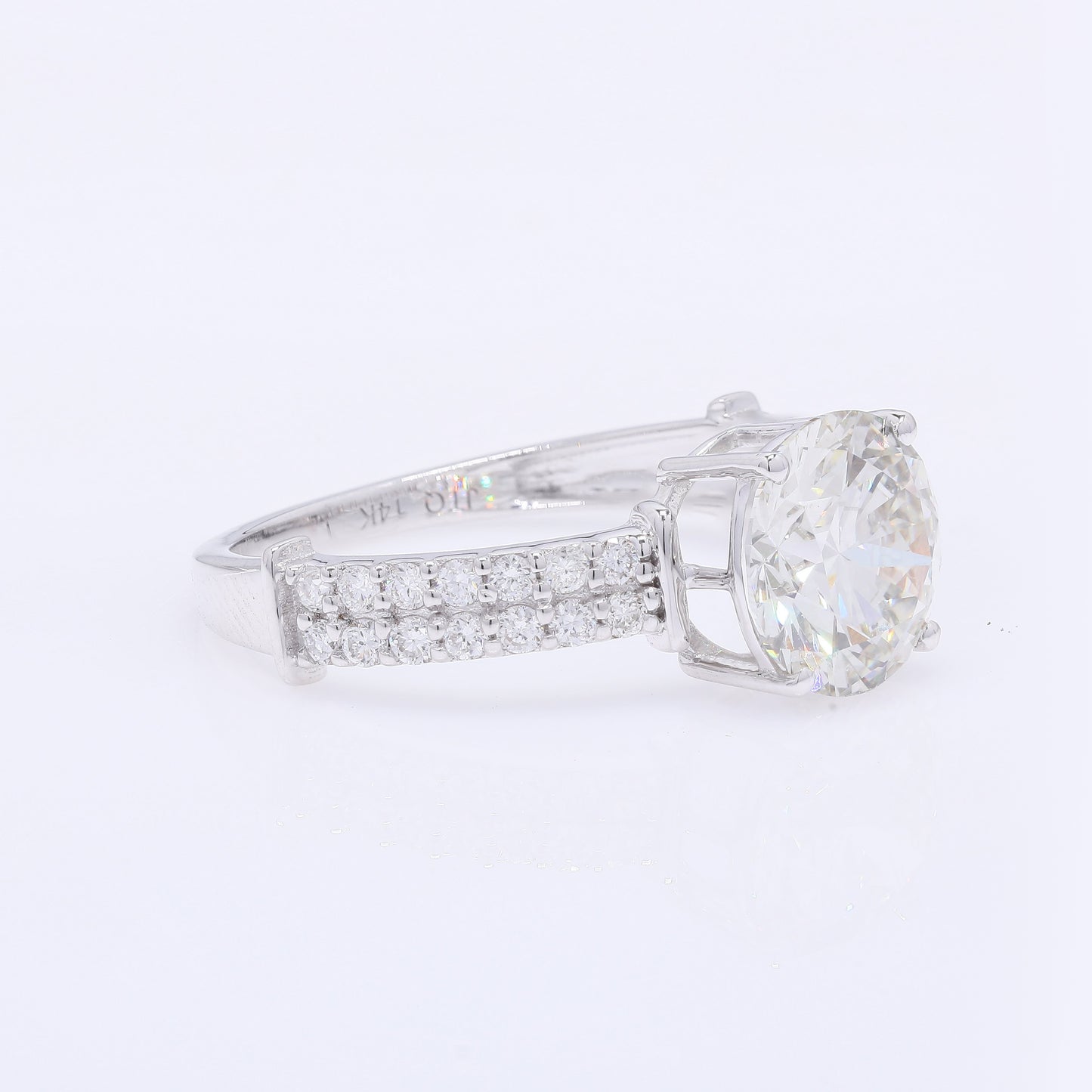 2.39 Carats Lab Grown Diamond 14K Gold Ring