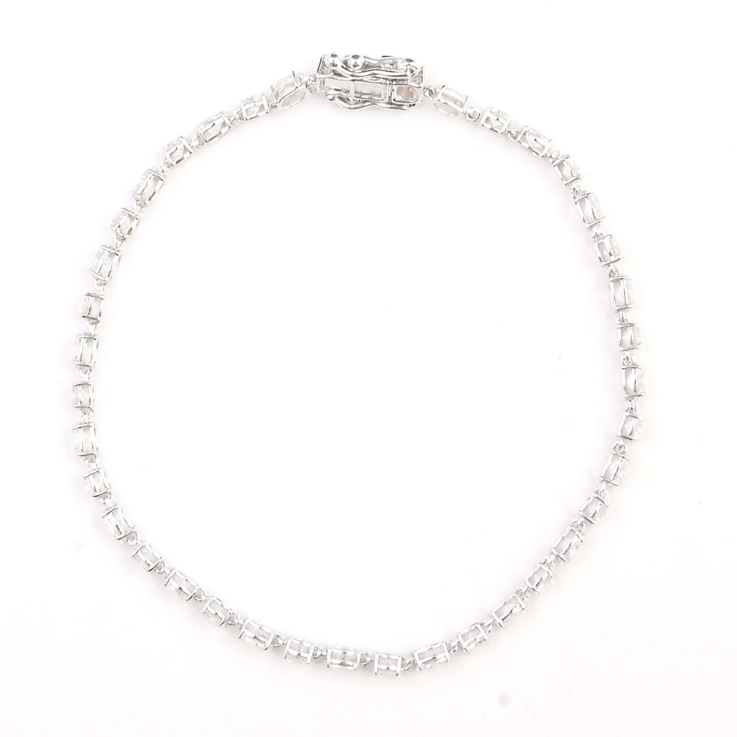 4.59 Carats Lab Grown Diamond 14K Gold Bracelet