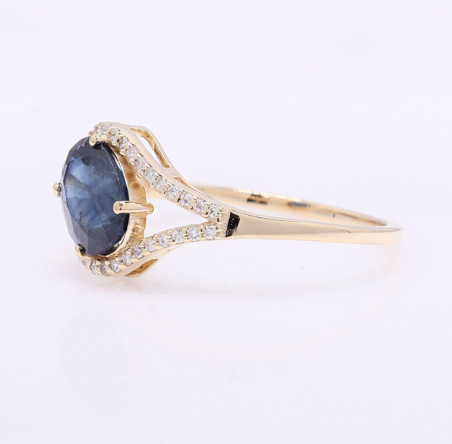 1.93 Ct Oval Mixed Cut Natural Sapphire 14K Gold Ring
