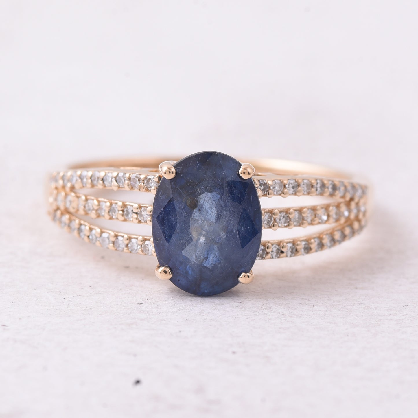 2.18 Ct Oval Mixed Cut Natural Sapphire 14K Gold Ring