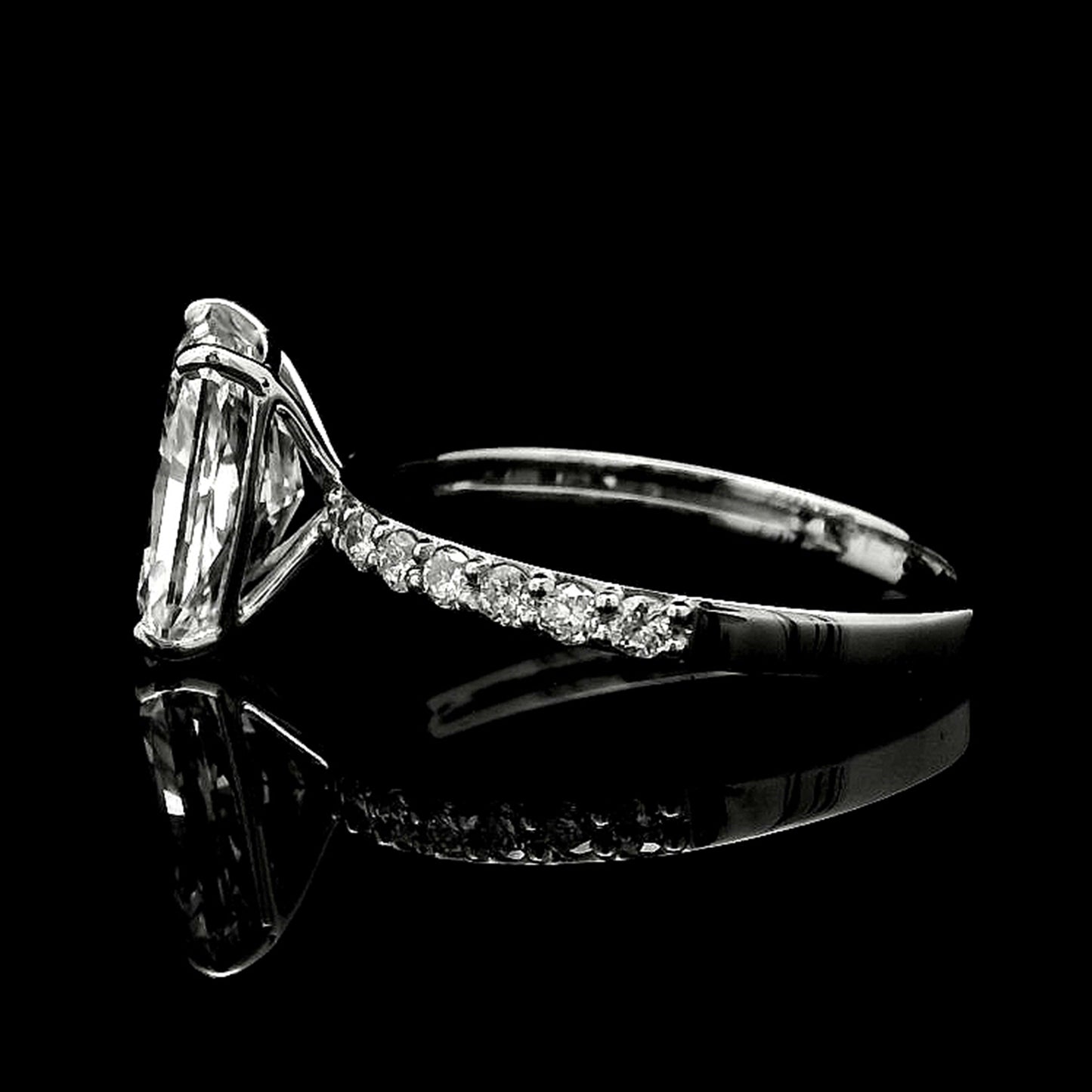 2.78 Carats Lab Grown Diamond 950 Platinum Ring