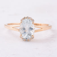 1.27 Ct Oval Aquamarine 14K Gold Ring