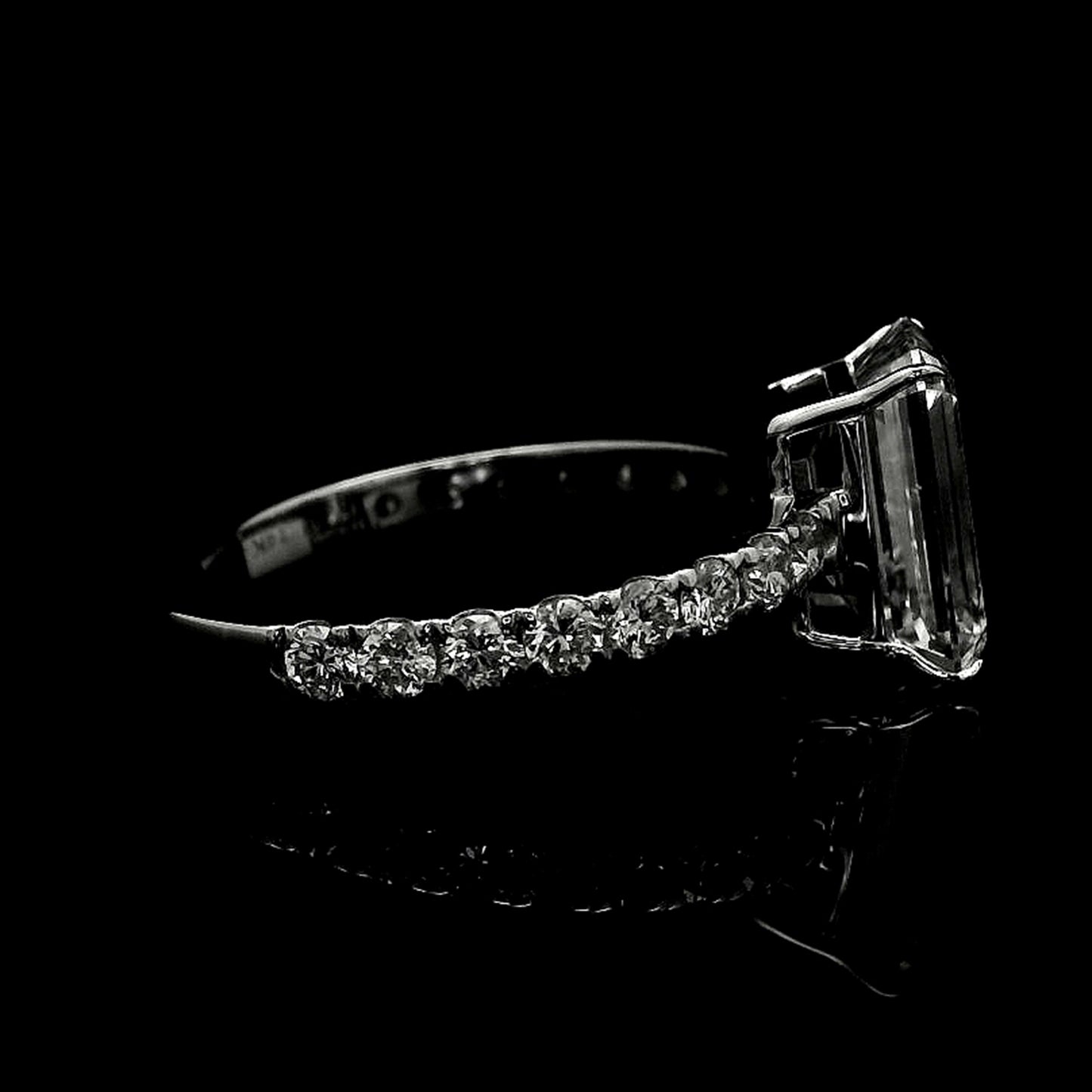 3.54 Carats Lab Grown Diamond 14K Gold Ring