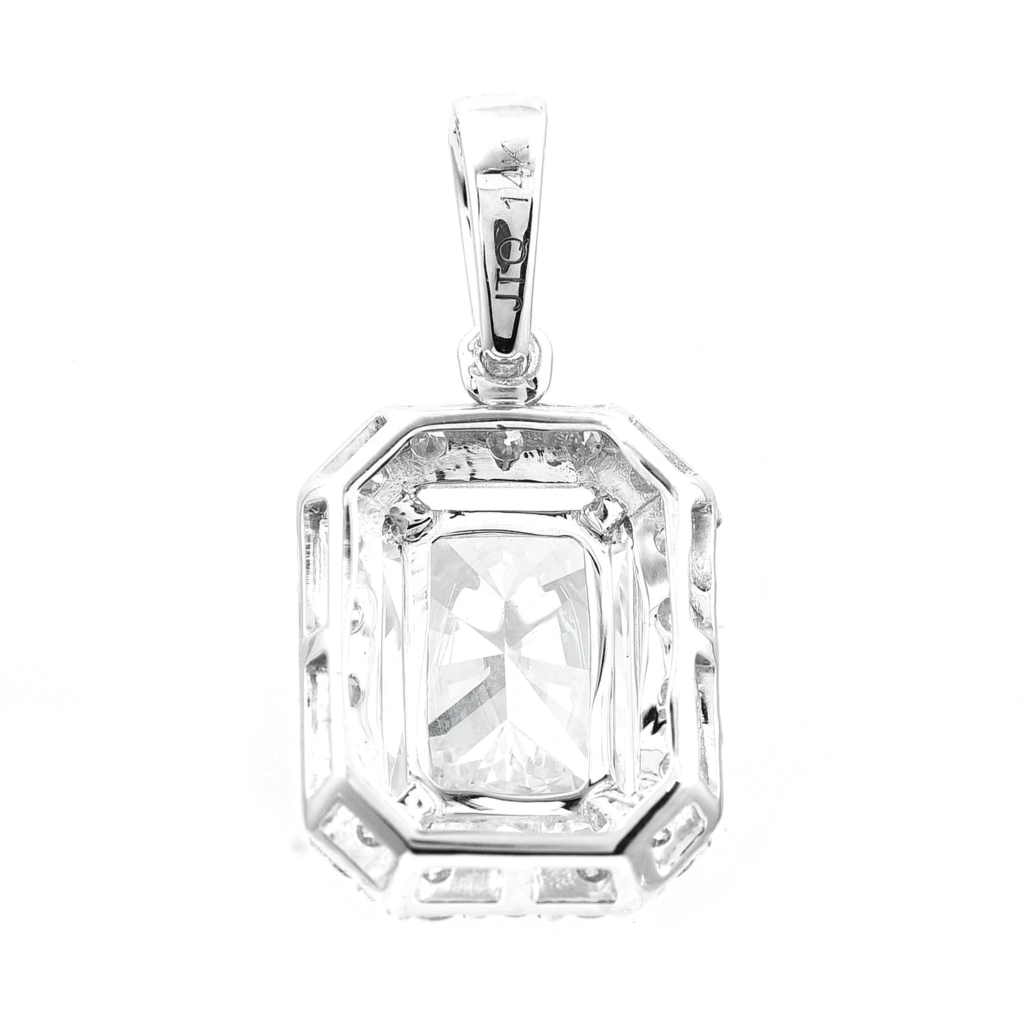 2.39 Carats Lab Grown Diamond 14K Gold Pendant
