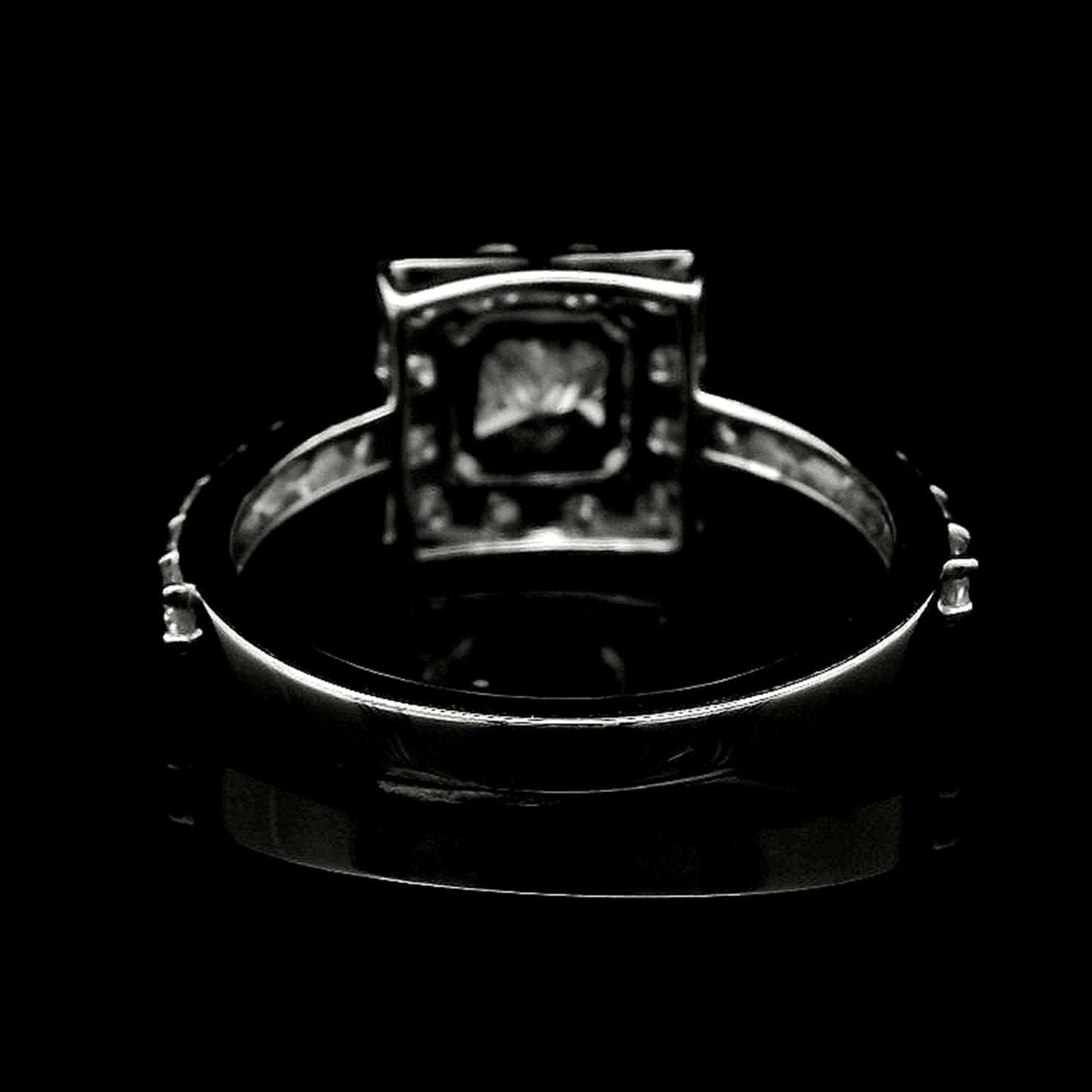 2.04 Carats Lab Grown Diamond 14K Gold Ring