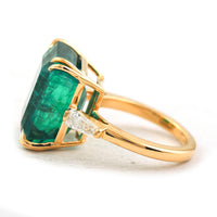 19.33 Ct Emerald Cut Natural Beryl Emerald 18K Gold Ring