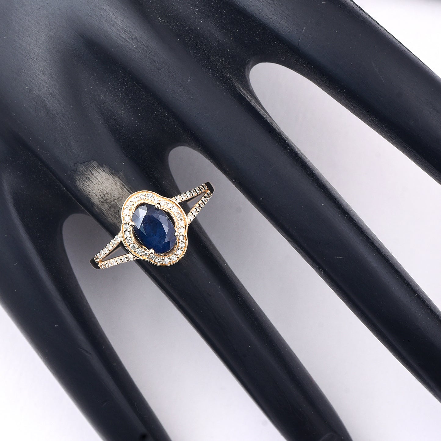 1.66 Ct Oval Mixed Cut Natural Sapphire 14K Gold Ring
