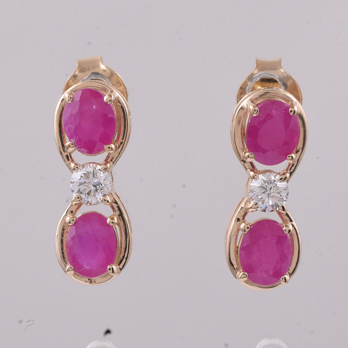 1.33 Ct Oval Cabochon Cut Natural Ruby 14K Gold Earrings
