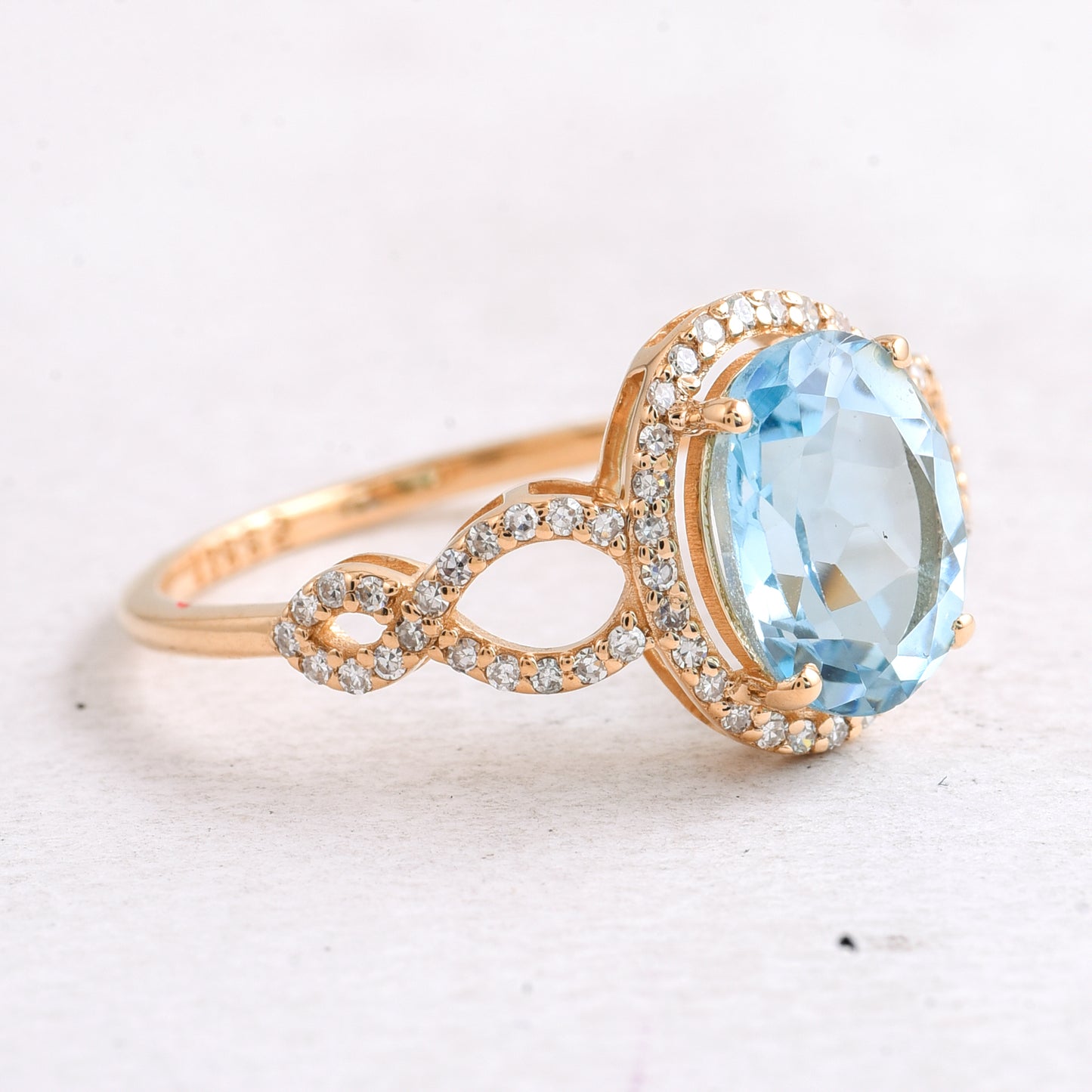 2.48 Ct Oval Mixed Cut Natural Topaz 14K Gold Ring