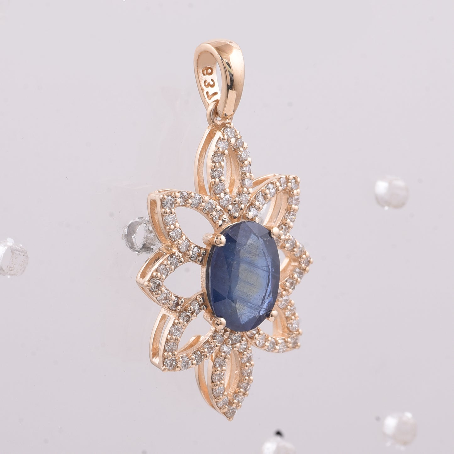 1.78 Ct Oval Natural Sapphire 14K Gold Pendant