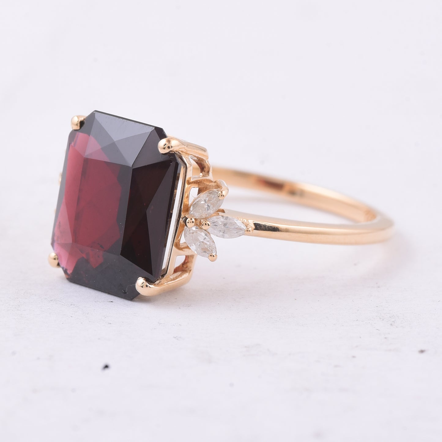 4.34 Ct Octagon Natural Garnet 14K Gold Ring