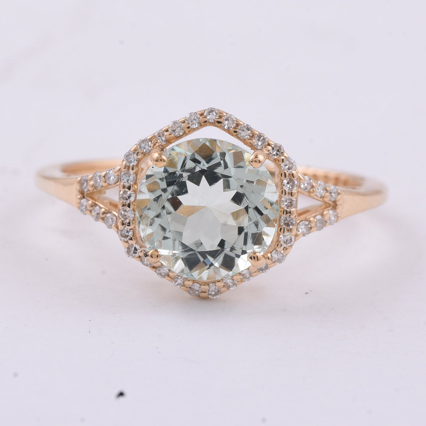 1.94 Ct Round Natural Aquamarine 14K Gold Ring