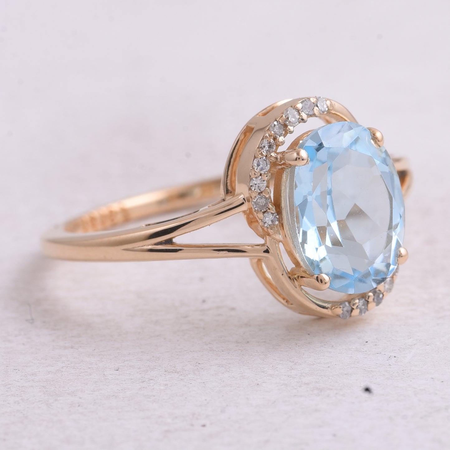2.39 Ct Oval Mixed Cut Natural Topaz 14K Gold Ring