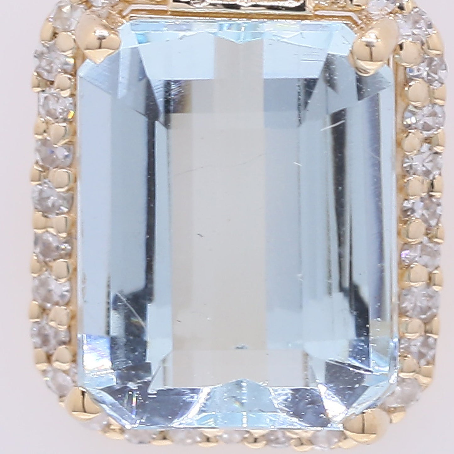 2.22 Ct Octagon Step Cut Natural Aquamarine 14K Gold Pendant