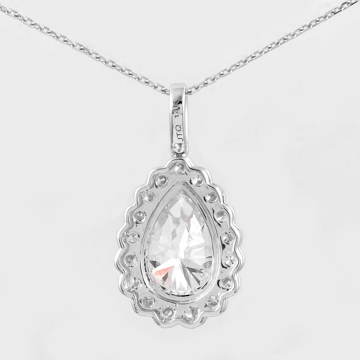 2.49 Carats Lab Grown Diamond 14K Gold Pendant