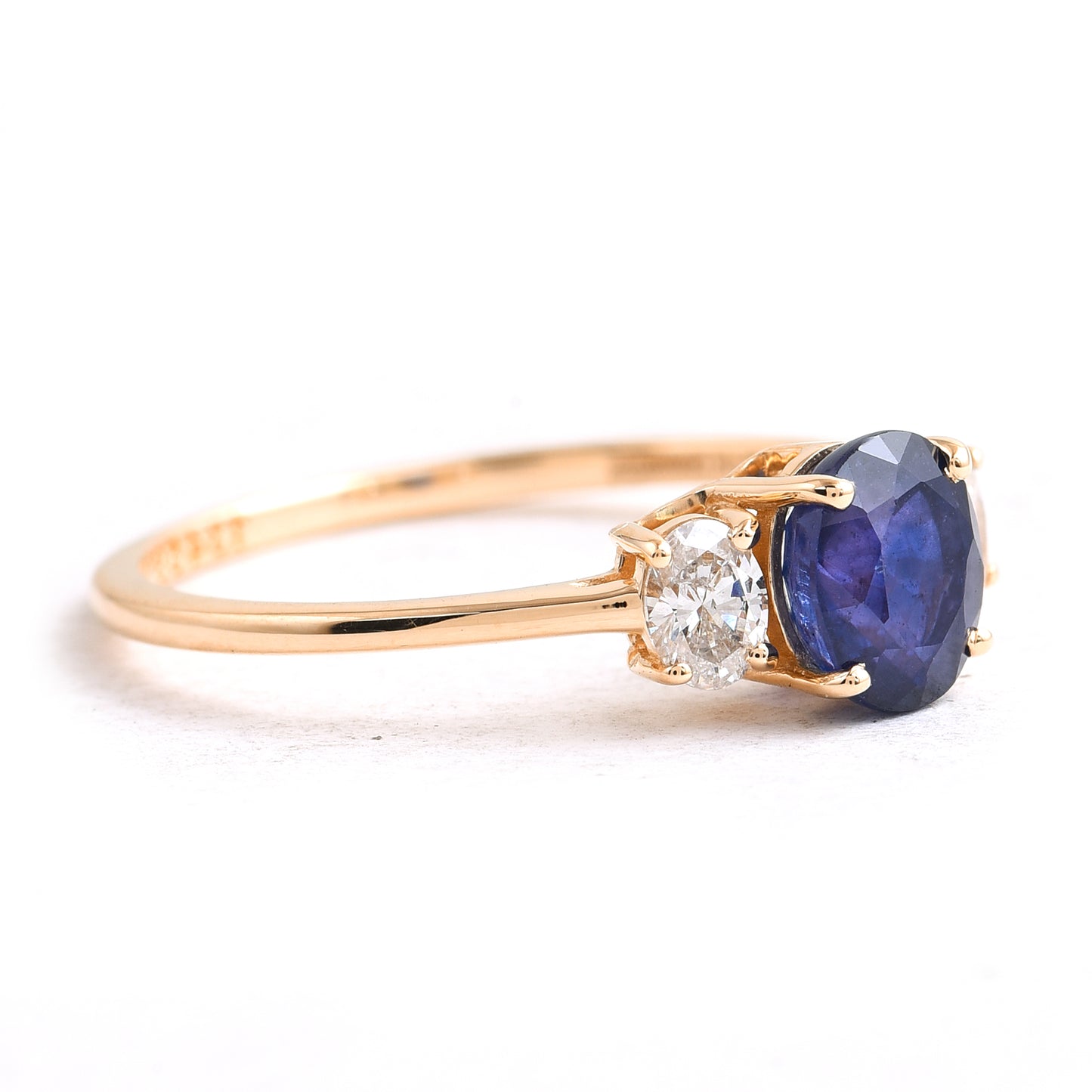 1.45 Ct Oval Sapphire 14K Gold Ring