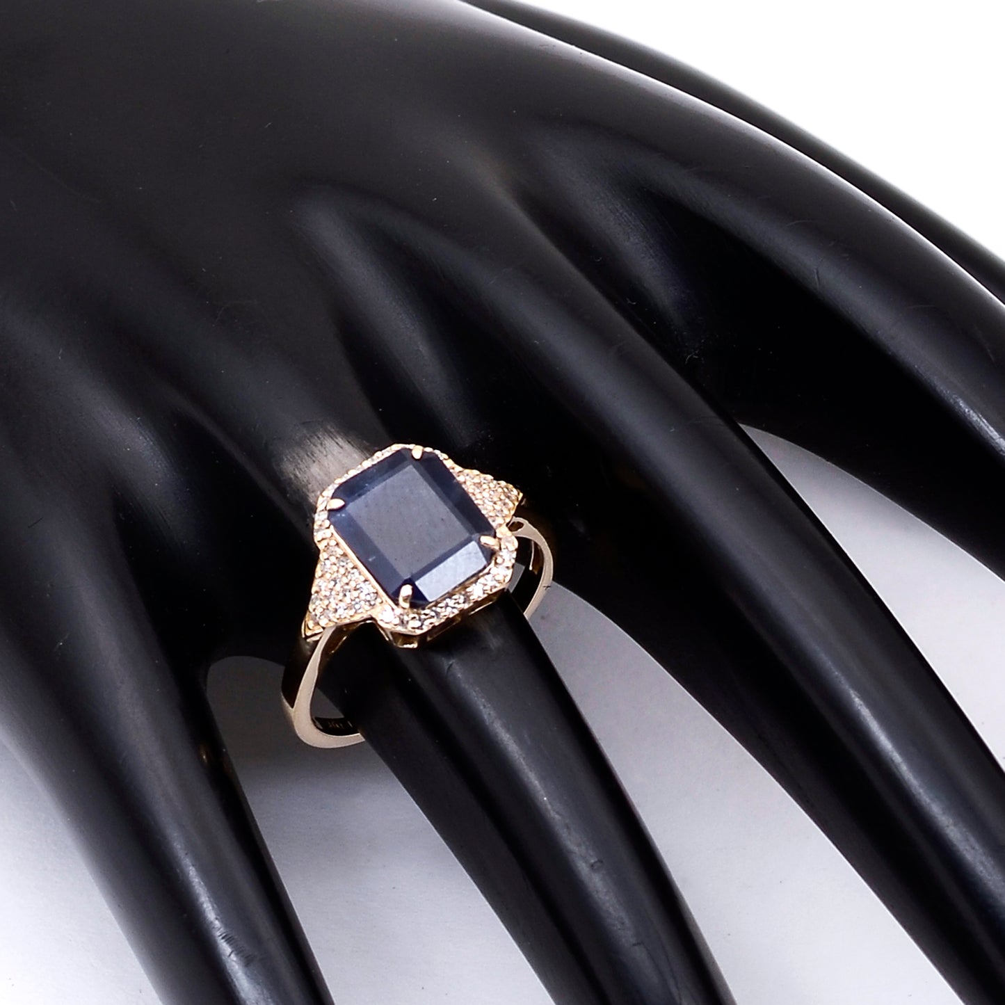 3.34 Ct Octagon Natural Sapphire 14K Gold Ring