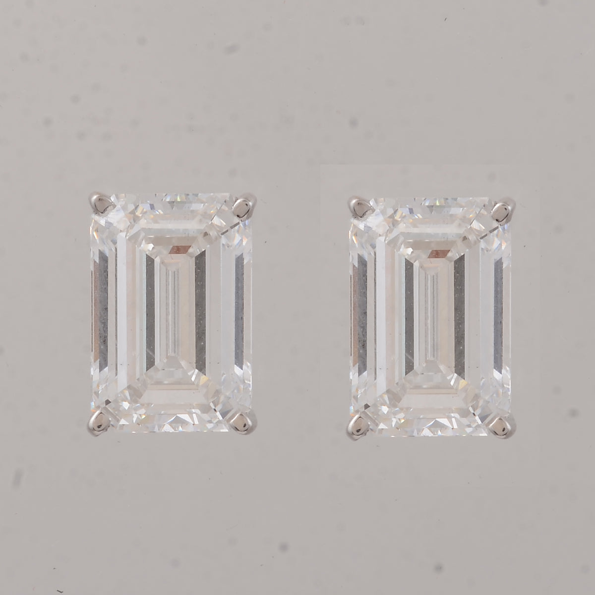 5.08 Carats Lab Grown Diamond 14K Gold Earrings