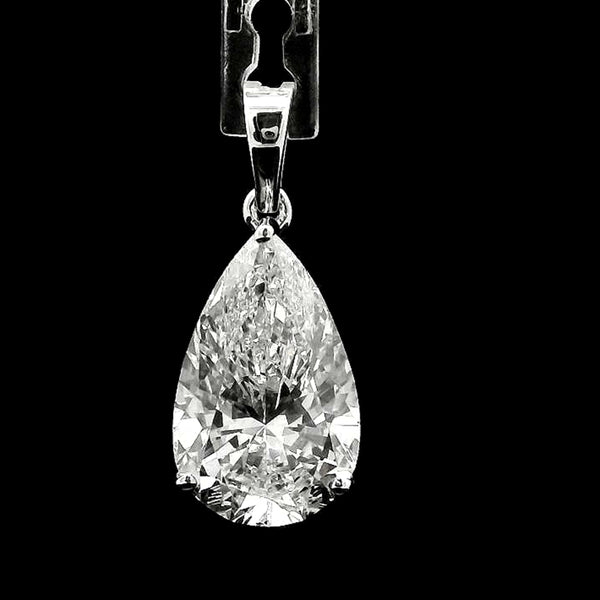 4.43 Carats Lab Grown Diamond 14K Gold Pendant