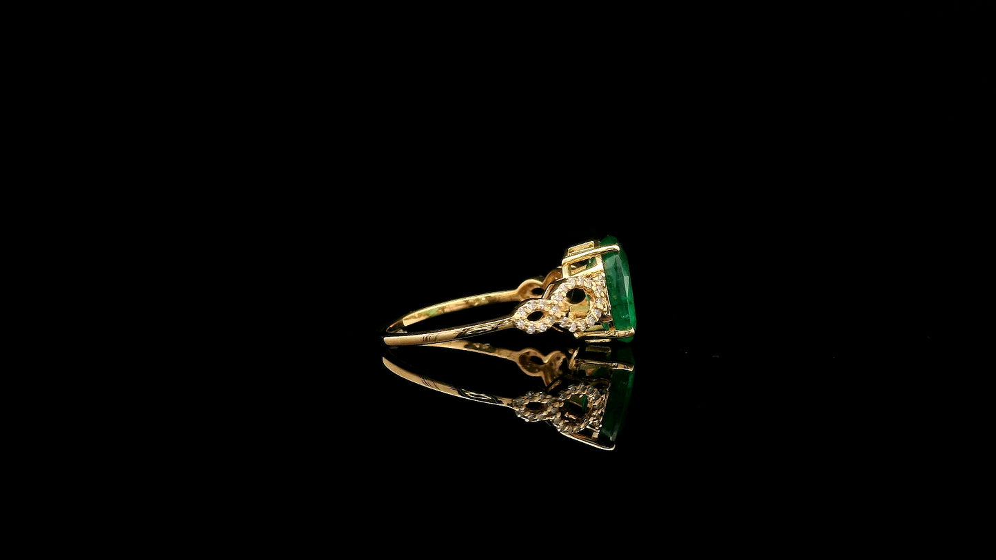 2.18 Ct Oval Natural Emerald 14K Gold Ring