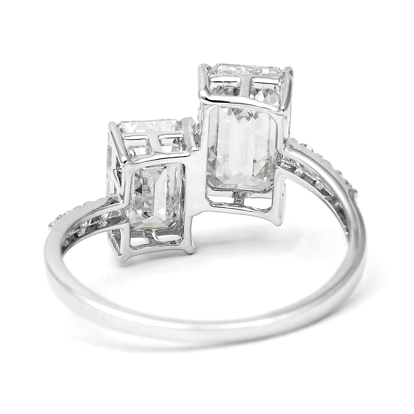 3.70 Carats Lab Grown Diamond 14K Gold Ring