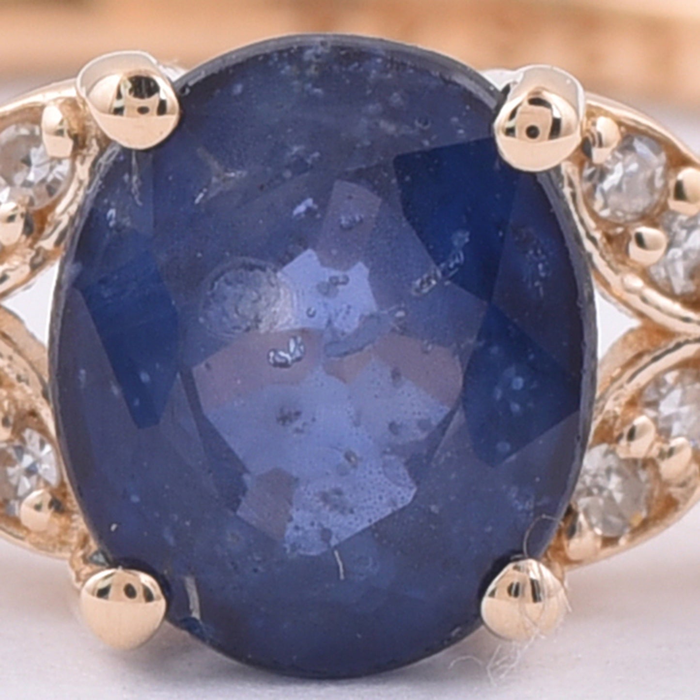 1.22 Ct Oval Natural Sapphire 14K Gold Ring