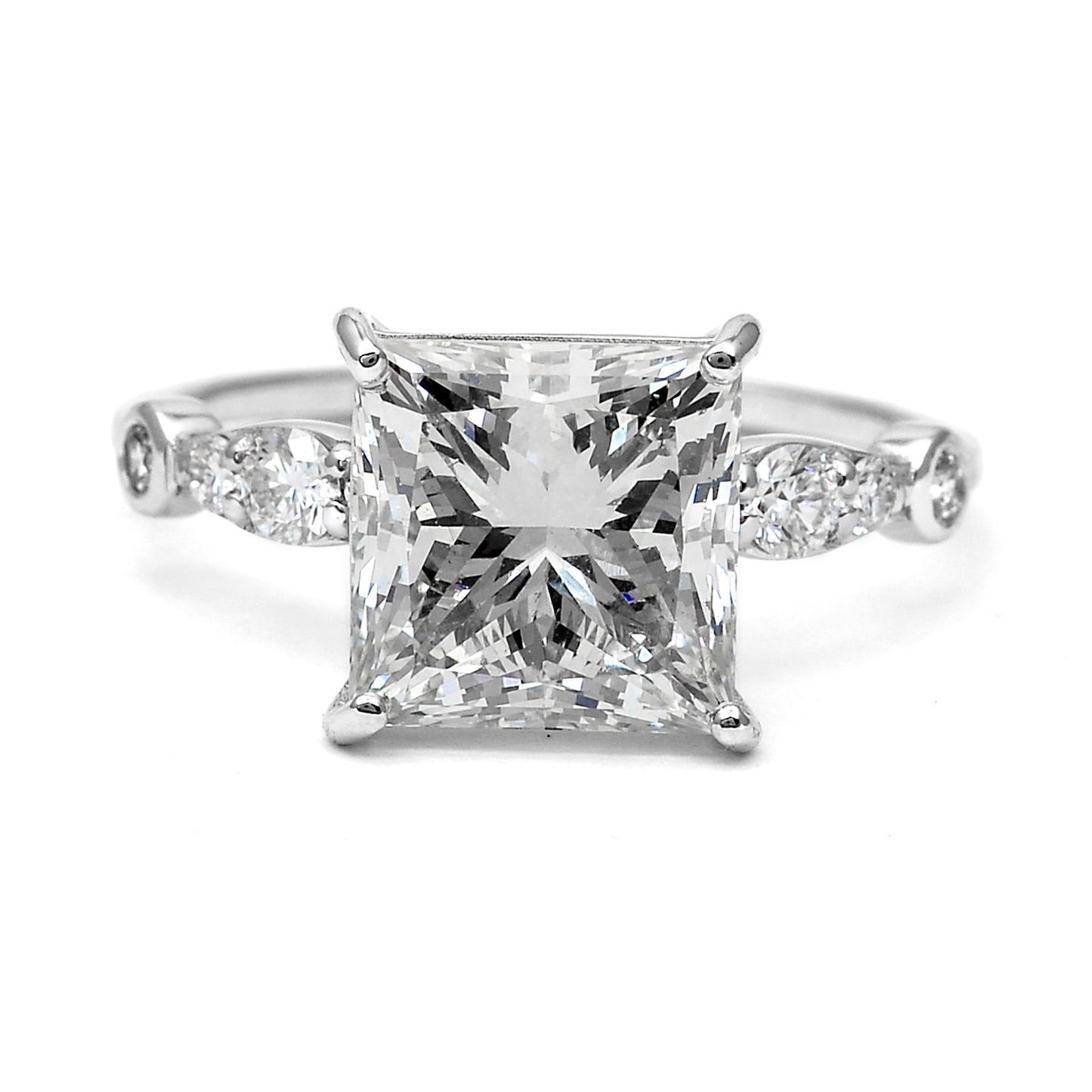 4.28 Carats Lab Grown Diamond 14K Gold Ring