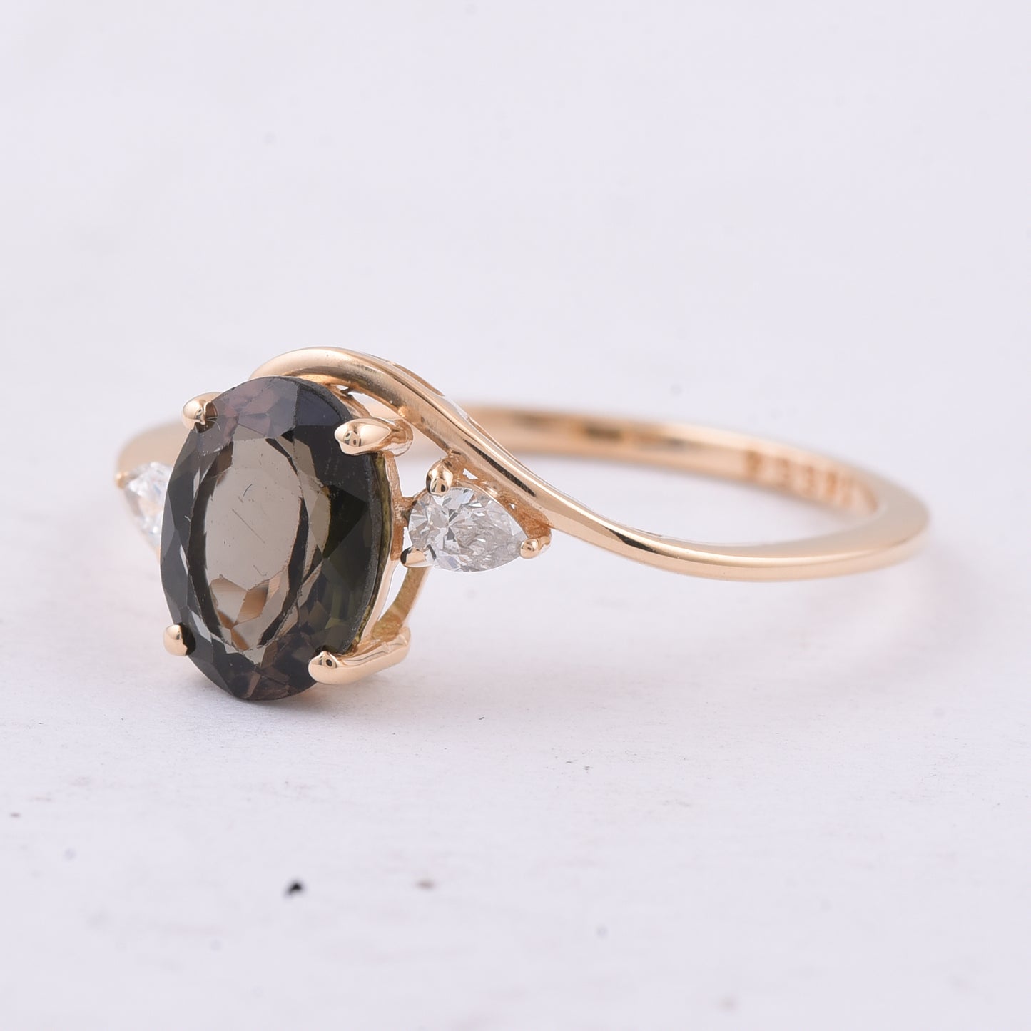 1.40 Ct Oval Natural Tourmaline 14K Gold Ring