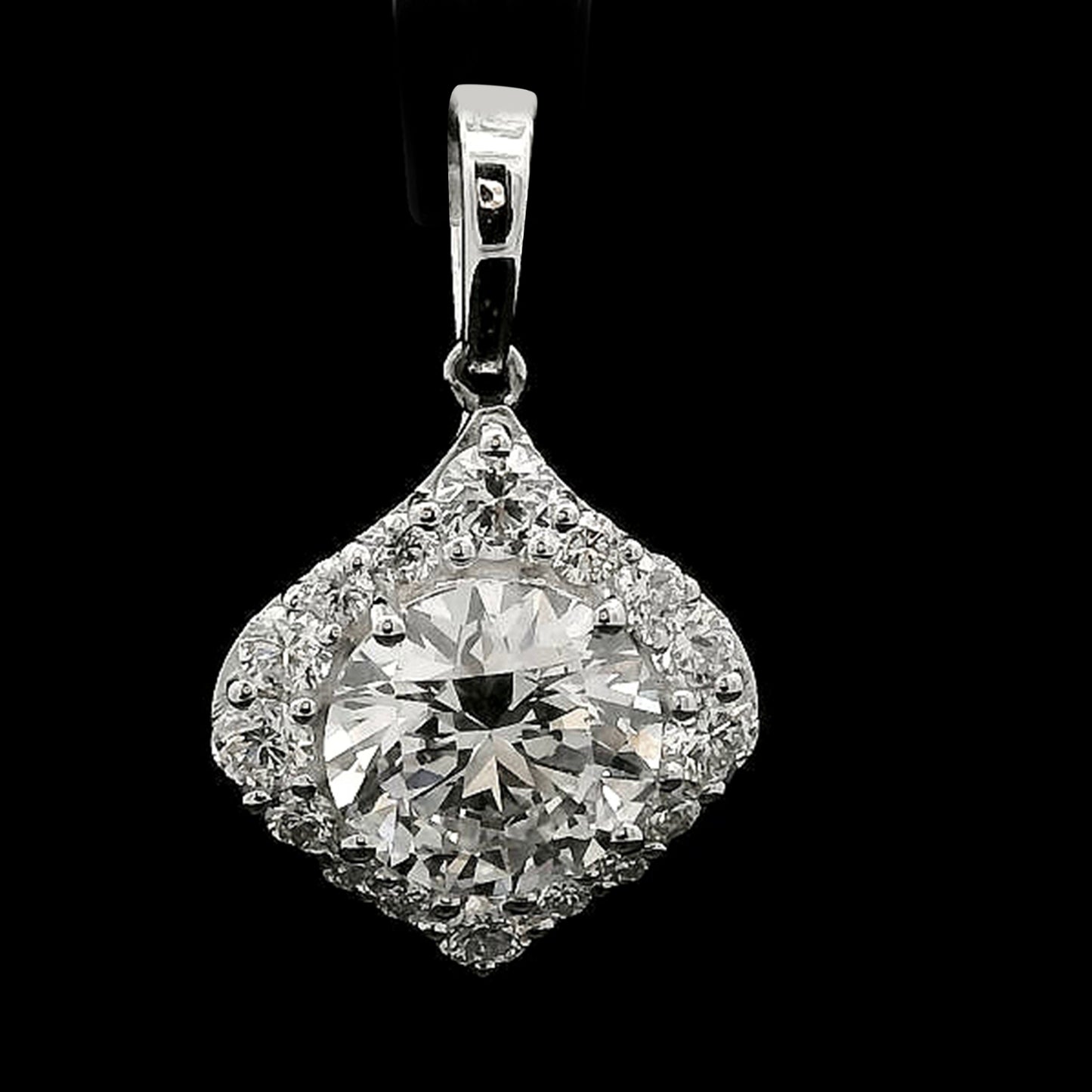 2.41 Carats Lab Grown Diamond 14K Gold Pendant