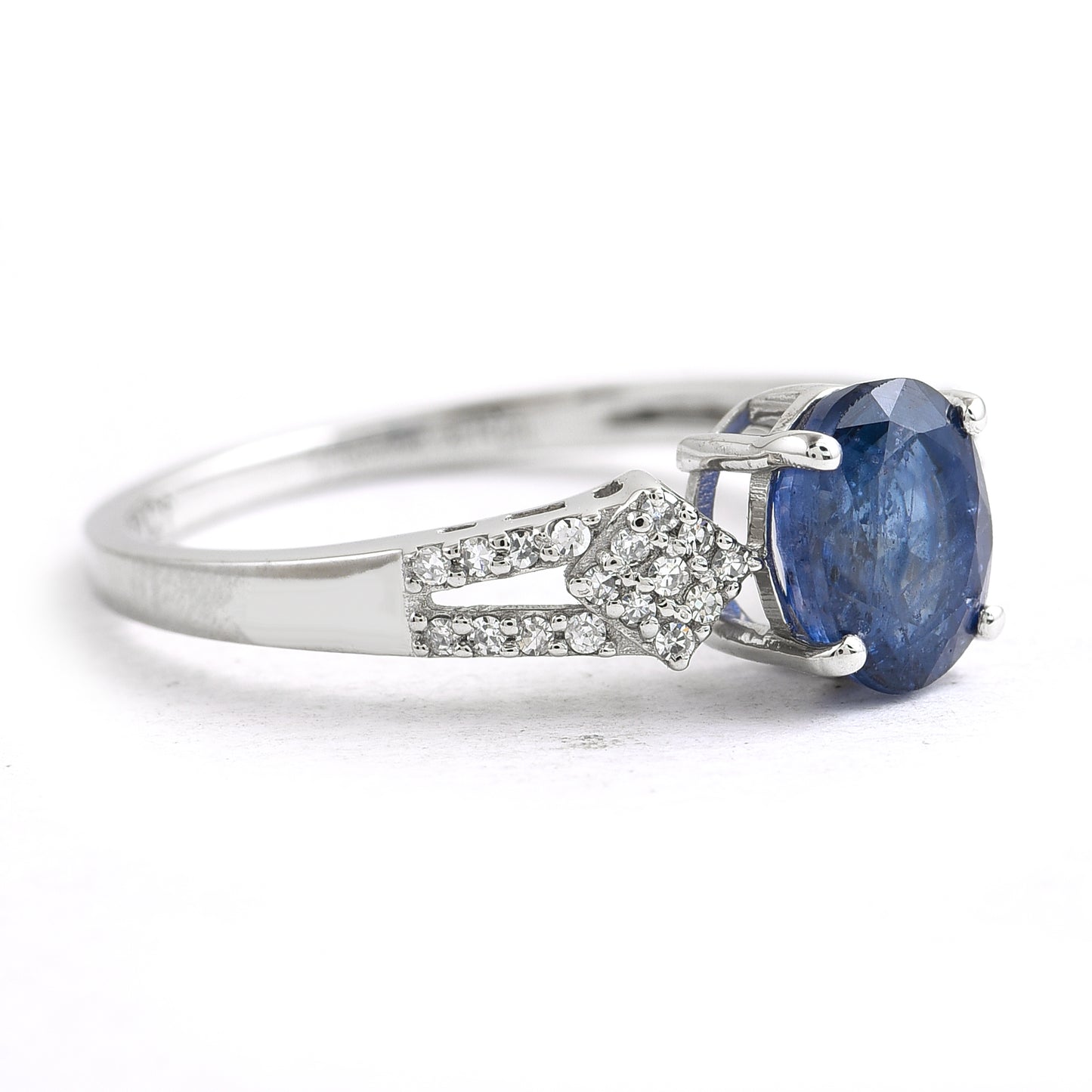 1.64 Ct Oval Sapphire 950 Platinum Ring
