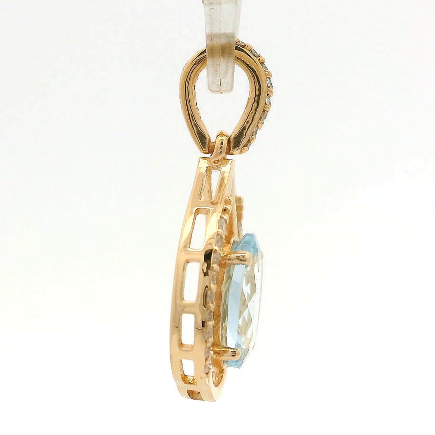 1.08 Ct Oval Aquamarine 14K Gold Pendant