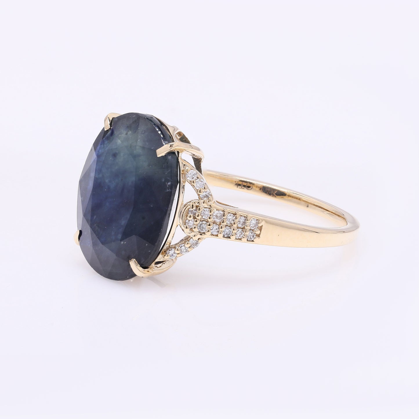 6.44 Ct Oval Mixed Cut Natural Corundum Sapphire 14K Gold Ring