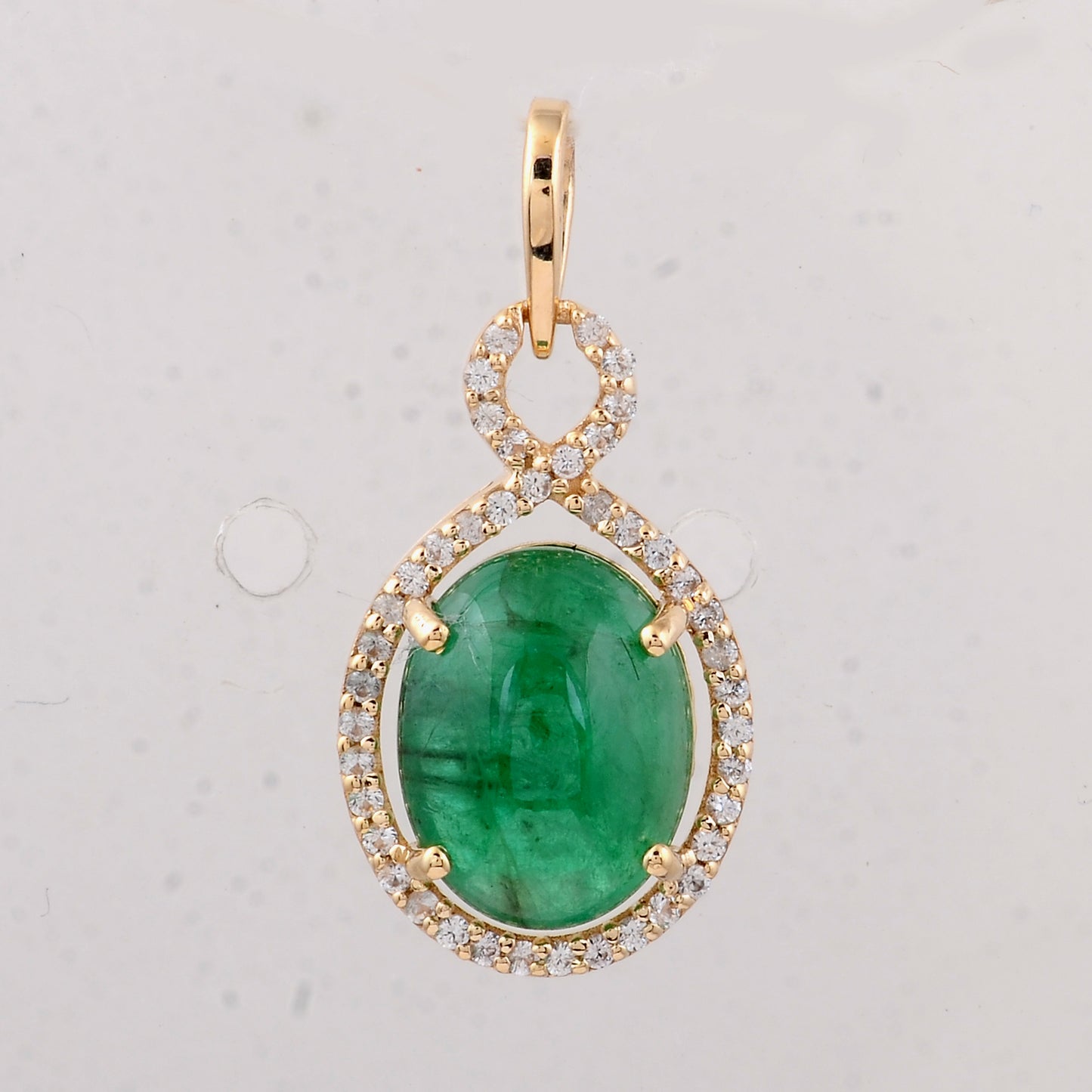 2.95 Ct Oval Emerald 9K Gold Pendant