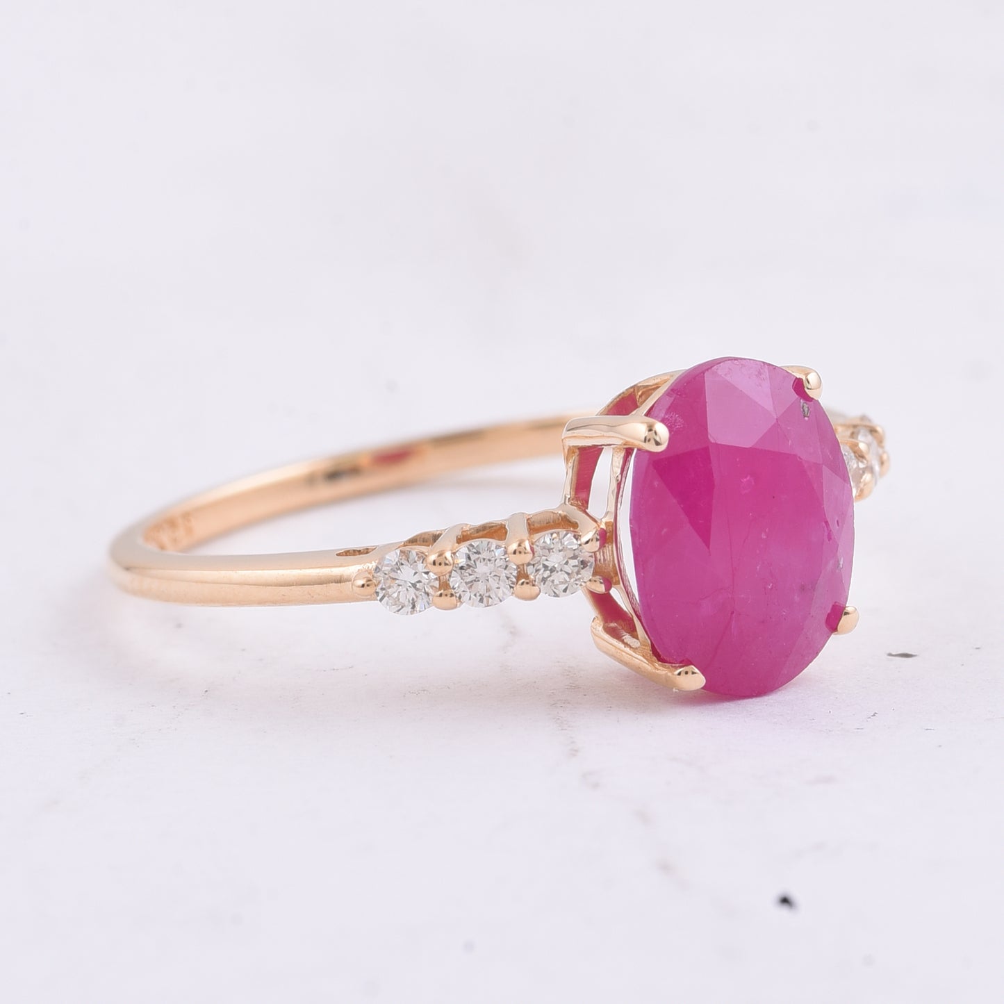 2.69 Ct Oval Natural Ruby 14K Gold Ring