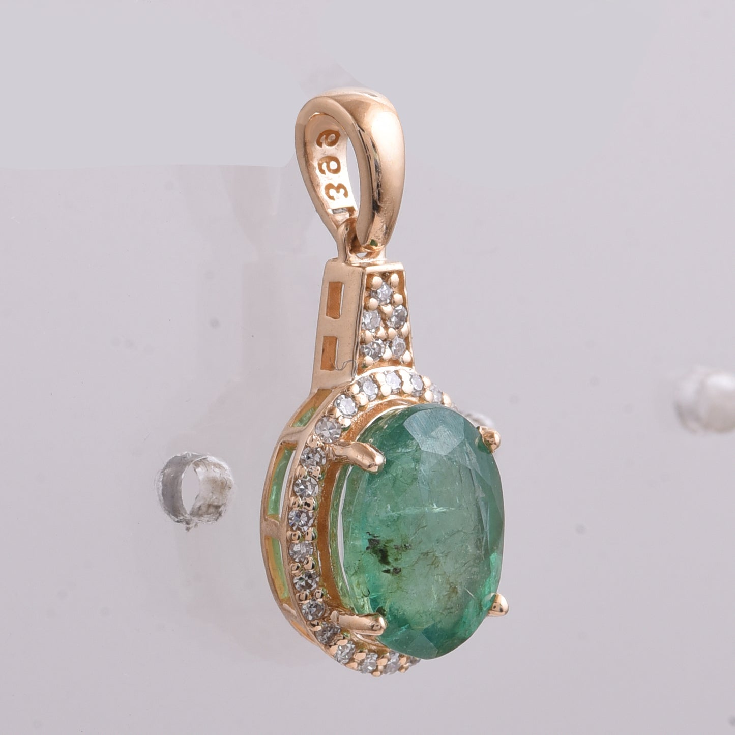 1.96 Ct Oval Emerald 14K Gold Pendant