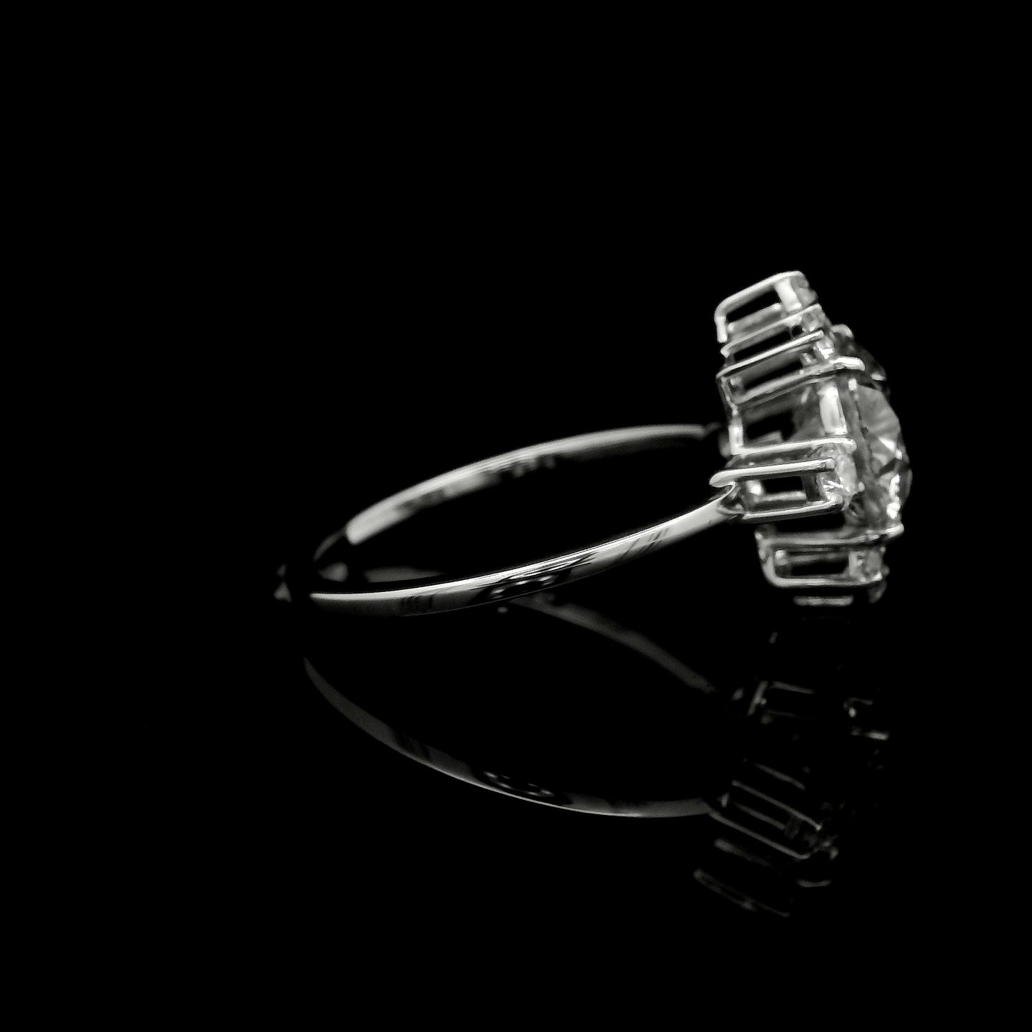 2.49 Carats Lab Grown Diamond 14K Gold Ring