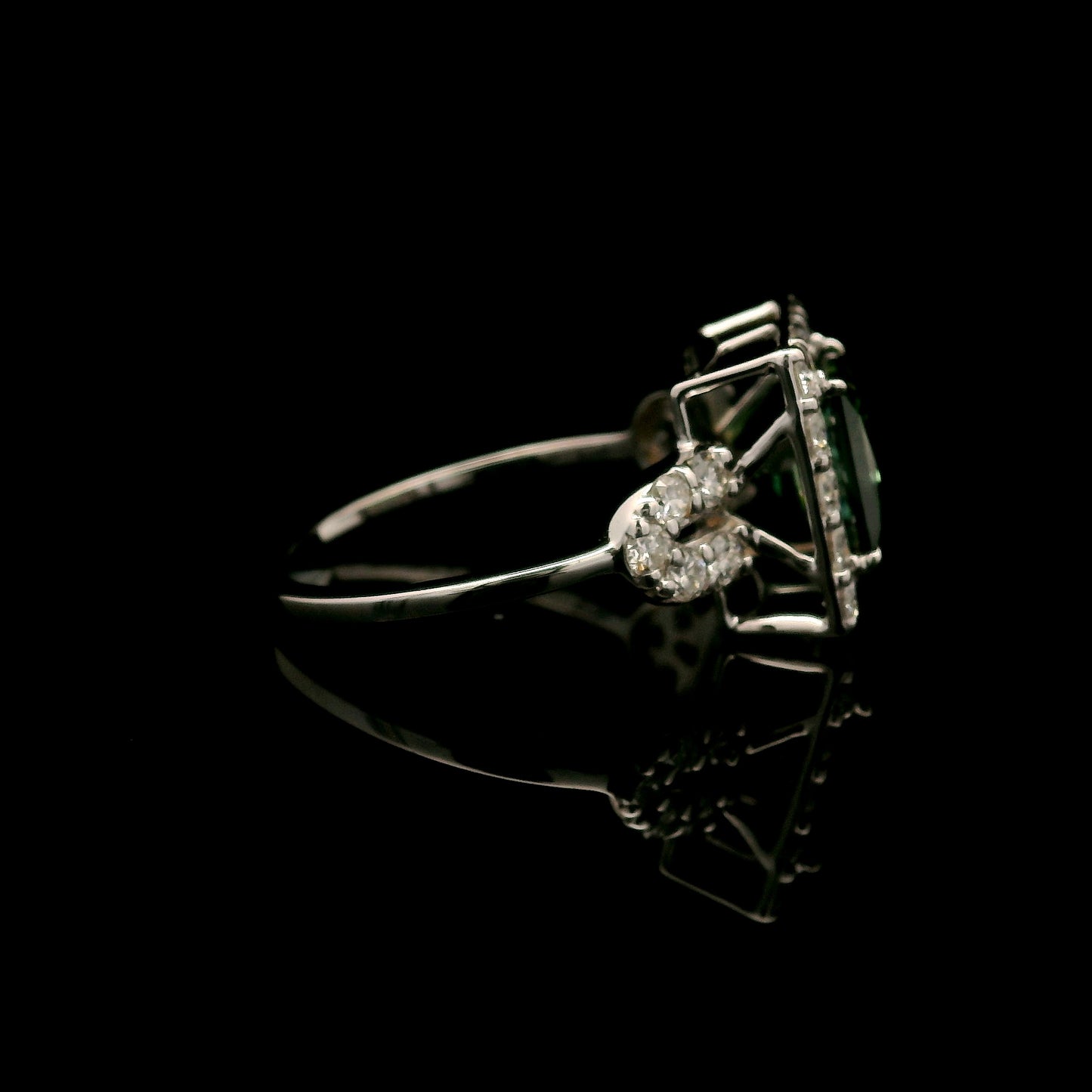 2.68 Carats Green Lab Grown Diamond 14K Gold Ring